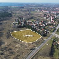 Działka na sprzedaż