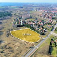 Działka na sprzedaż