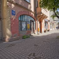 Lokal na sprzedaż